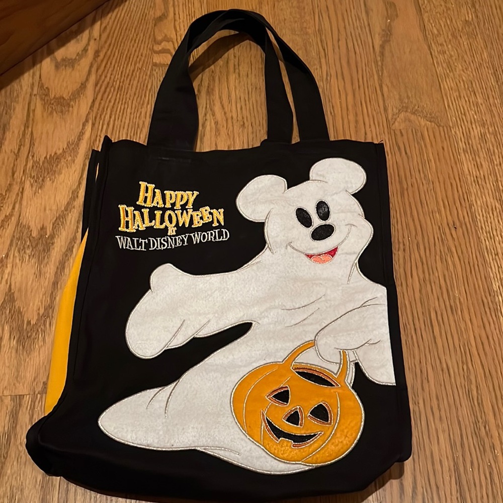 Disney Cloth Trick or Treat bag in very good condition. Used once.